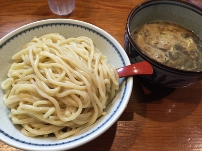 「濃厚煮干つけ麺」@月と鼈の写真