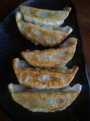 「餃子」@麺場 田所商店 松戸六高台店の写真