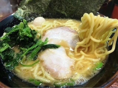「醤油ラーメン(680円)」@横浜とんこつらーめん 大黒家 勝どき店の写真