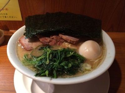 「味玉ラーメン 730円」@横浜家系ラーメン つばさ家 立川店の写真