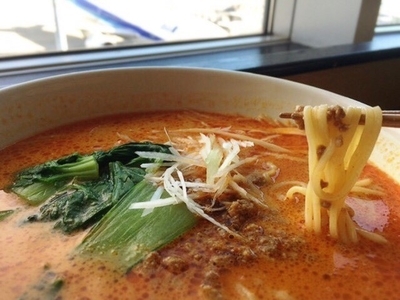 「担々麺(1,300円)」@南国酒家 羽田空港店の写真