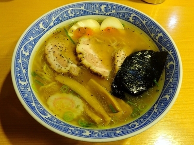 「特製中華そば（900円）」@中華そば 青葉 中野本店の写真