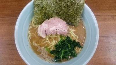 「ラーメン ￥650 ライスサービス」@横浜ラーメン 武蔵家 北千住店の写真