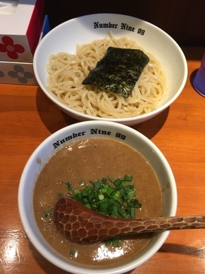 「濃厚つけ麺800円」@麺Dining Number Nine 09の写真