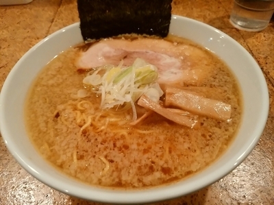 「中間醤油(背油少々・並盛・150g)750円」@きくちひろきの写真