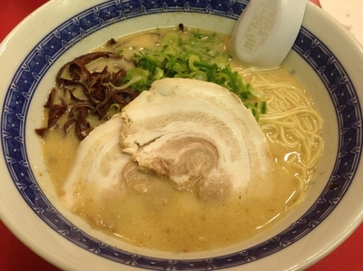 「とんこつらーめん」@博多ラーメン ちくぜんの写真