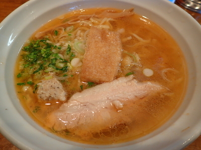 「あっさり魚出汁・エビ風味・塩」@はりけんラーメンの写真