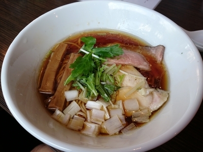 「醤油そば 800円」@らぁめん屋 カネキッチンの写真