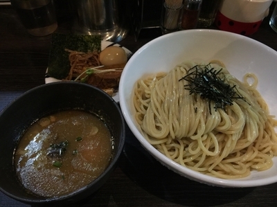 「味玉濃厚魚介つけ麺（特盛）」@麺処 ほん田 nijiの写真