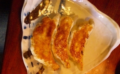 「ラーメン半餃子セット(昼時100円引で600円)」@太新の写真