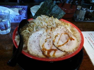 「にぼとんラーメン特盛」@辻商店の写真