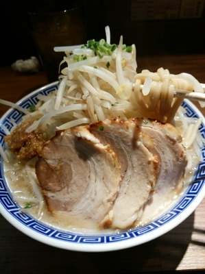 「豚角ふじ（並）880円」@麺屋 ふじ田の写真