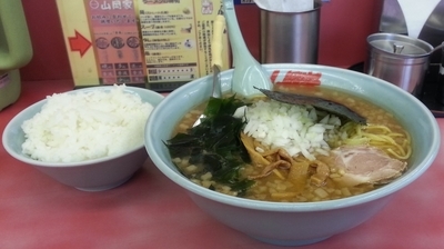 「（限定）プレミアム醤油とんこつ+大盛り+ライス」@ラーメン山岡家 瑞穂店の写真