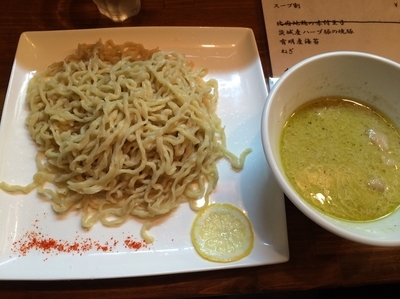 「グリーンカレーつけ麺」@つけめん かねかつの写真