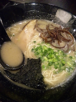 「豚骨ラーメン」@五代目らーめん処 まるは商店の写真