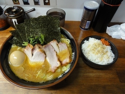 「〇得ラーメン 850円中盛無料　ライス100円」@家系ラーメン ○貴家の写真