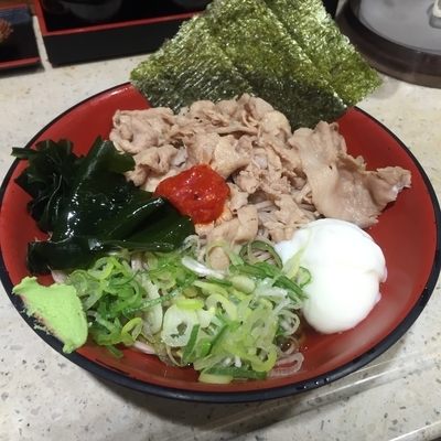 「冷し肉富士（￥470）」@名代 富士そば 飯田橋店の写真