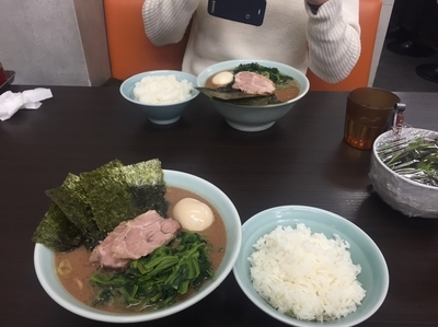 「ほうれん草ラーメン並(750円)」@横浜家系らーめん 武蔵家 川口店の写真