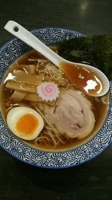 「醤油らぁめん(あっさり)」@菜な笑の写真