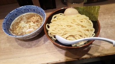 「特製つけ麺860円＋中盛100円」@舎鈴 エキュート赤羽店の写真