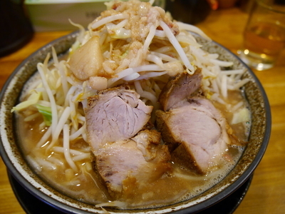 「ラーメン 280g 麺硬め＋ヤサイ＋辛目＋脂」@ラーメン盛太郎の写真