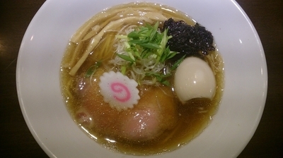 「豊深煮干しそば(醤油、細麺) + 味玉」@麺や 虎徹の写真