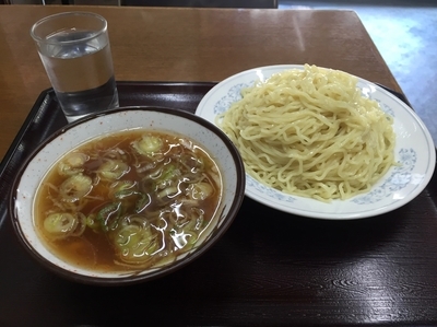 「つけそば(正油たれ)」@萬栄軒の写真