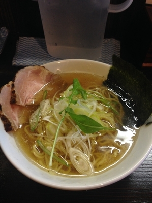 「白トリフ薫る貝と煮干しそば」@中華そば 先崎の写真