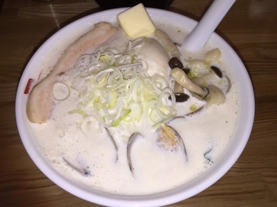 「【限定】あさりスープを使った豆乳潮ラーメン（大盛）」@らーめん 月の兎影の写真