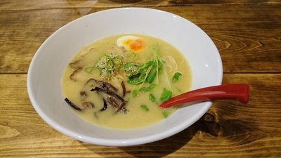 「鶏白湯醤油(580円)」@まじめラーメンの写真