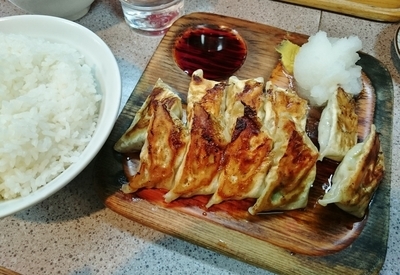 「Aセット（餃子２人前定食） 750円」@コント 浅草本店の写真