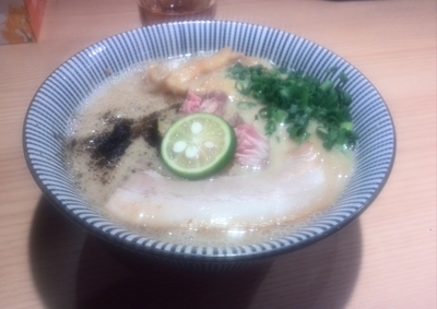 「ラム豚骨らーめん 塩 750円」@自家製麺 MENSHO TOKYOの写真