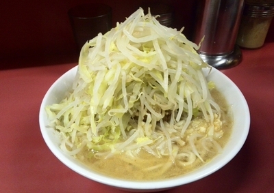 「ラーメン700円 (ヤサイ・ニンニク・カラメ)」@ラーメン二郎 ひばりヶ丘駅前店の写真