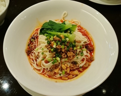 「汁なしタンタン麺 1030円」@神楽坂 芝蘭の写真