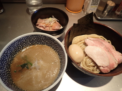 「鶏豚濃厚味かさね&千葉のお肉ご飯」@豚骨一燈の写真