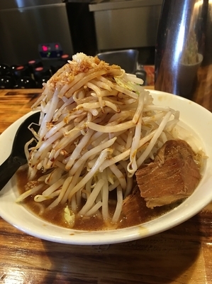 「肉醤油全マシ」@円熟屋 長塚店の写真