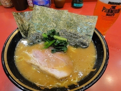 「ラーメン670円　バリカタ　ビール300円」@家系総本山 ラーメン吉村家の写真