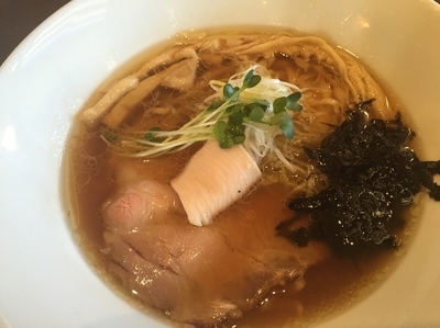 「あさり出汁地鶏そば（醤油）750円」@麺や 虎徹の写真