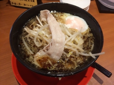 「ド根性の醤油（とろ卵入り）」@神戸ちぇりー亭 大阪箕面店の写真