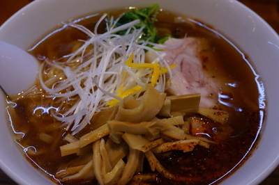 「柚子醬油ラーメン（限定）＋メンマ（無料券）」@神田らぁめん 悠 HARUKAの写真