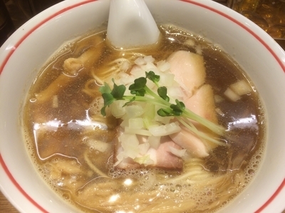 「とんこく醤油ラーメン餃子セット」@ラーメン珍珍珍 新座店の写真