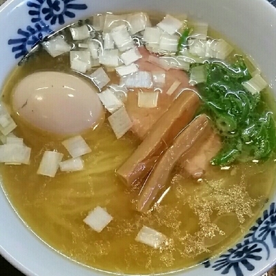 「【限定】軍鶏そば（塩）７５０円＋味玉」@特級鶏蕎麦 龍介の写真