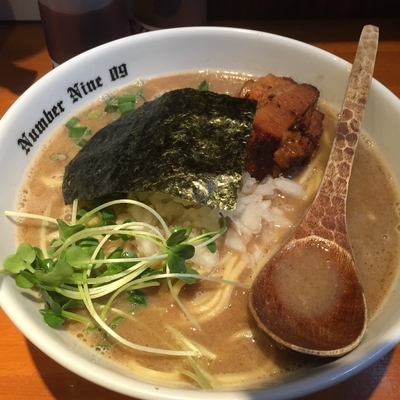 「濃厚ラーメン大盛 900円」@麺Dining Number Nine 09の写真