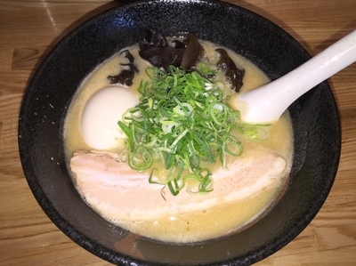 「中濃とんこつ」@らーめん 月の兎影の写真