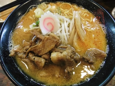 「濃厚味噌「炎・炙」肉盛そば（780円）」@金澤濃厚中華そば 神仙の写真