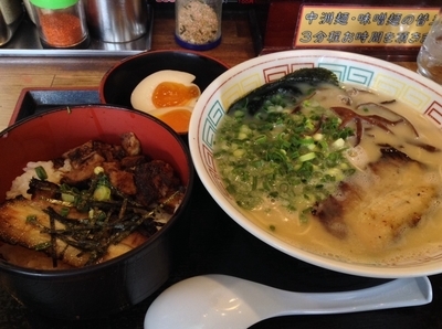「Bランチ 大牟田ラーメン 醤油 ＋チャーシュー丼＋半熟玉子 ¥8」@九州大牟田 陣屋らーめんの写真