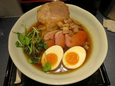 「にほんいち醤油そば ８７０円」@麺巧 潮の写真