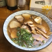 中華そば（大）肉入り　￥800