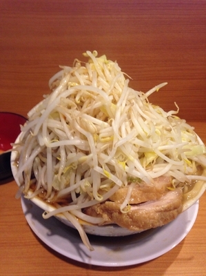 「小ラーメン  ショウガ  生たまご」@ラーメン二郎 八王子野猿街道店2の写真