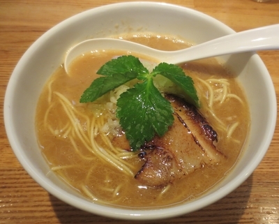 「煮干し中華そば　690円」@煮干し中華そば三四郎の写真